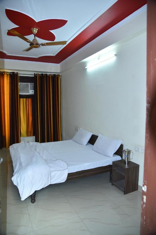 Gopi Dham Hotel Haridwār Екстериор снимка