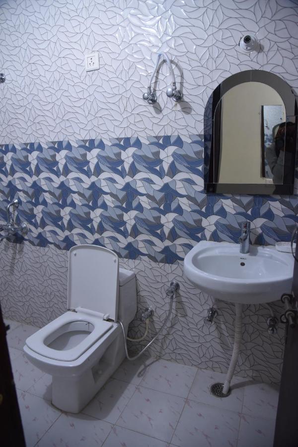 Gopi Dham Hotel Haridwār Екстериор снимка